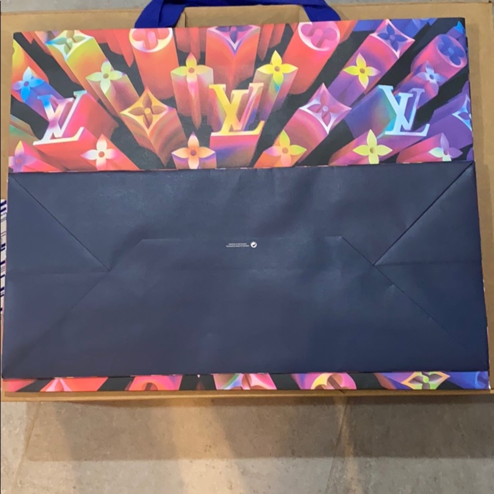 Louis Vuitton Holiday Gift Bag-Never Used View 2